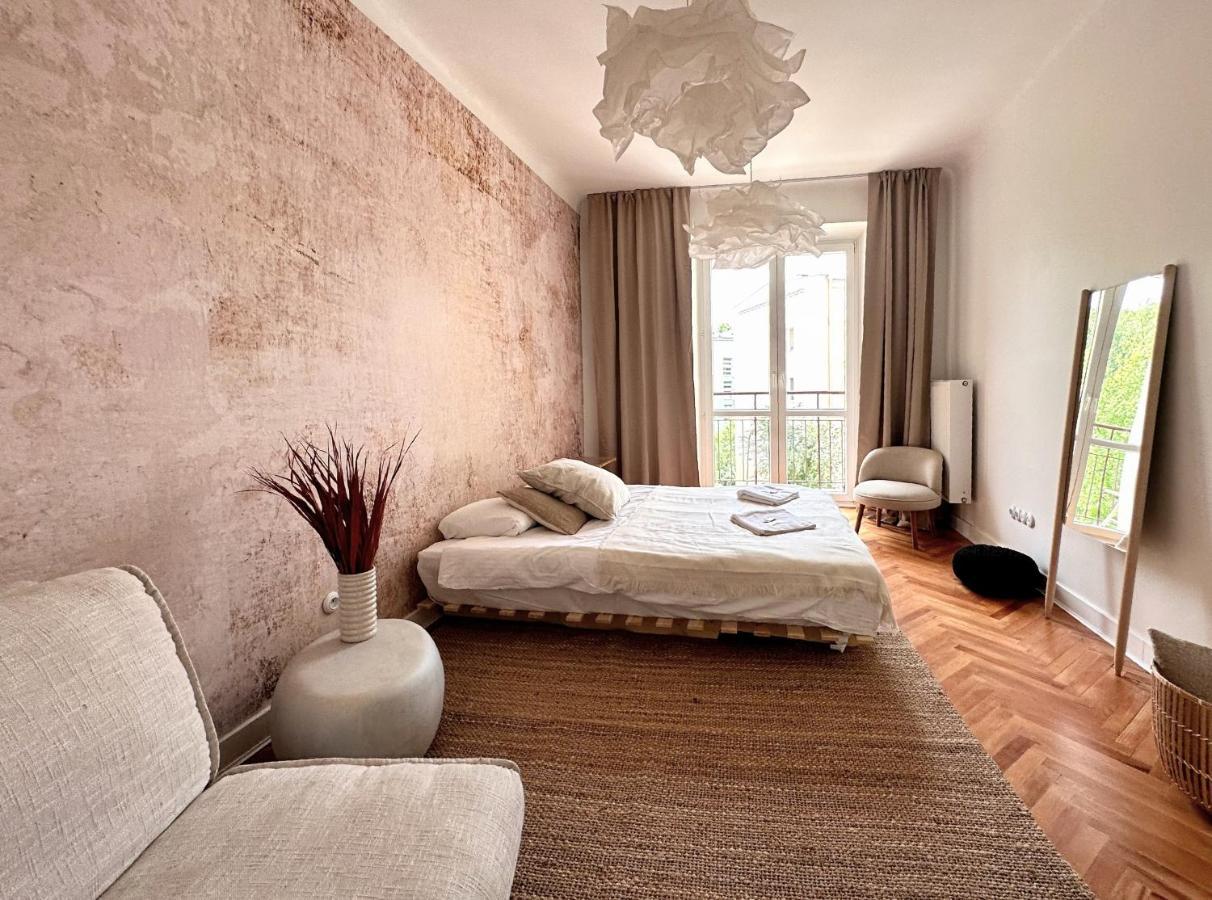 شقة Warsaw Concierge Wiatraczna المظهر الخارجي الصورة